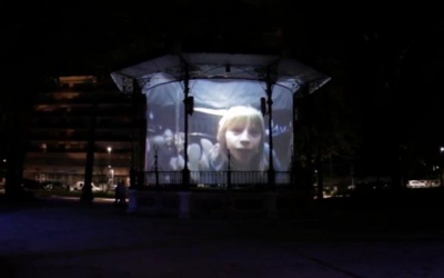 man&egrave;ge aux visages