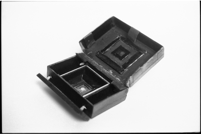François Vogel - pinhole 6x9 planar